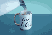 23yj0ku7i2j.gif