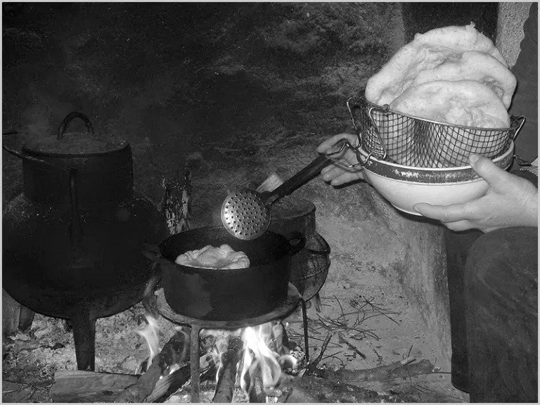 Cozinhar á Lareira Como os Nossos Avós