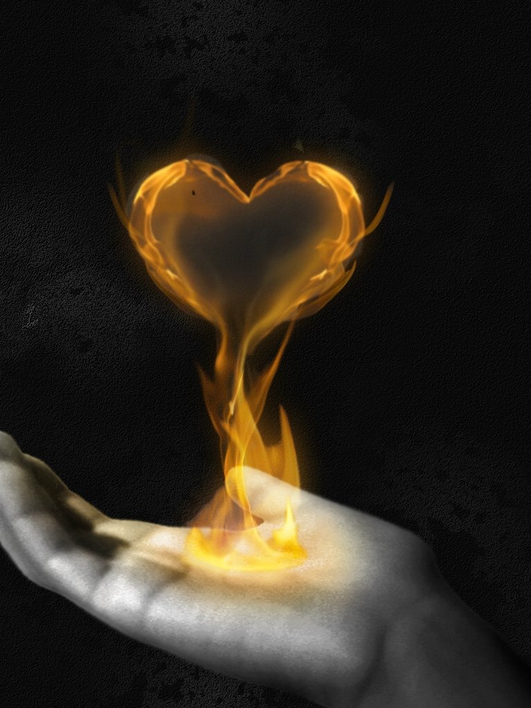 Без тебя словно без воды земля. Огненное сердце. Огненное сердце в руках. Огонь души. Горящие сердца..