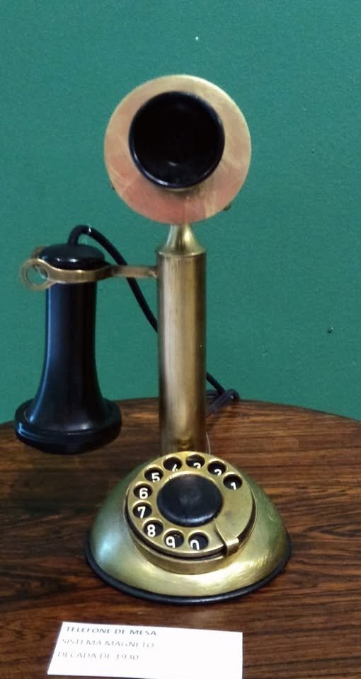 Telefone de Mesa dos Anos 30